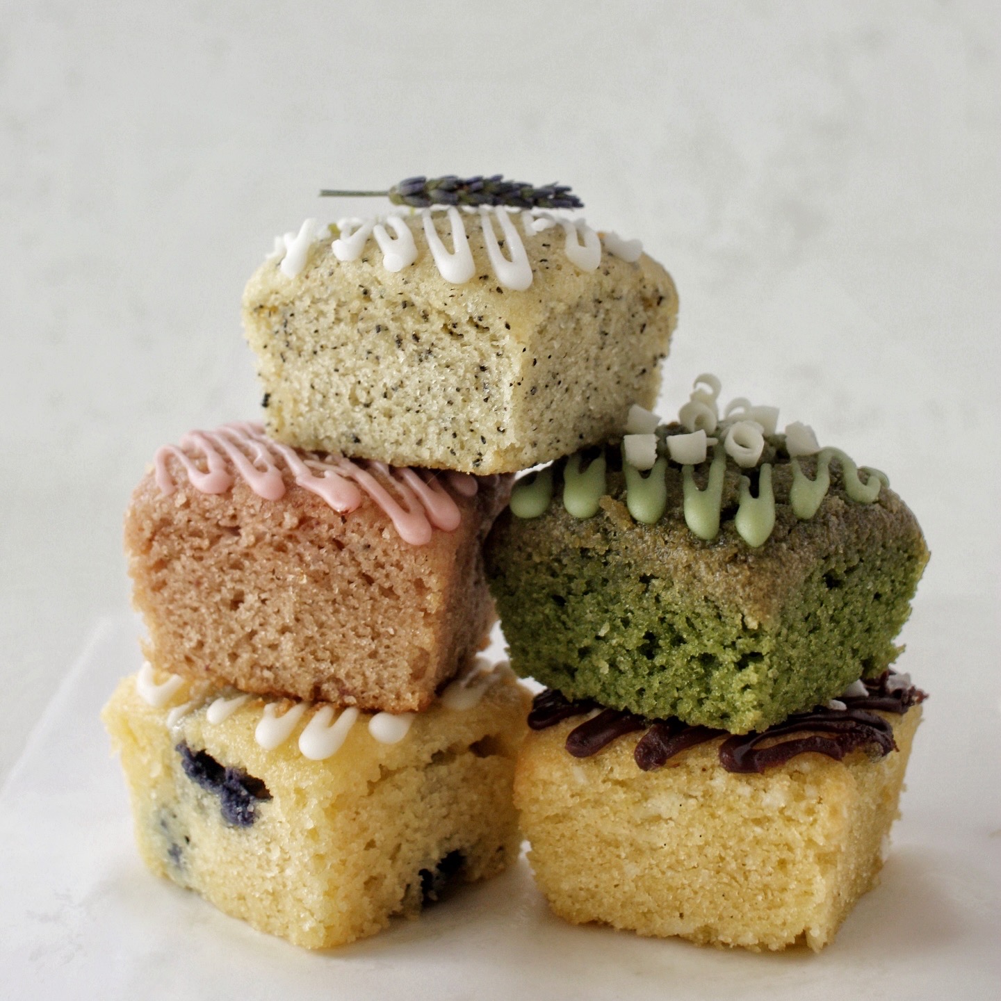 0F7B9329-15FE-4EE1-B2A0-8D6802F3B672